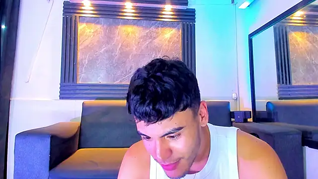 Snapshot of liam_genner_ chatting on 28, 11, 2025 liam genner online show from 28, 11, 2025