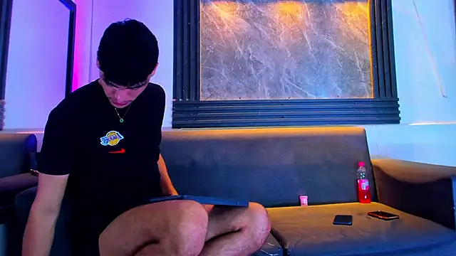 Snapshot of liam_genner_ chatting on 12, 11, 2025 liam genner online show from 12, 11, 2025