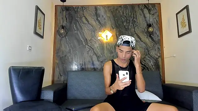 liam genner  online show from 26, 2, 2025
