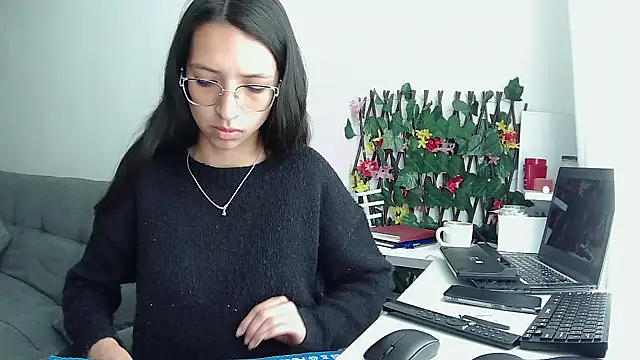 Katalleya jyj online show from 9, 2, 2026