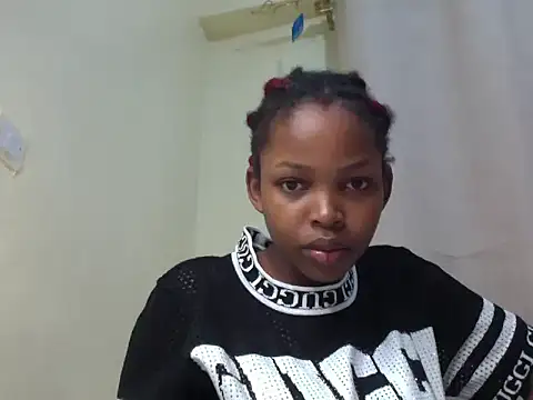 Snapshot of queen-sasha chatting on 28, 4, 2026 queen-sasha online show from 28, 4, 2026