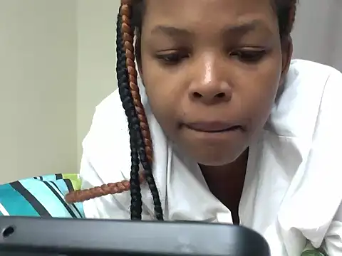 queen-sasha online show from 13, 10, 2025