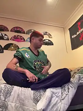Snapshot of Darylpollalarga chatting on 21, 12, 2025 Darylpollalarga online show from 21, 12, 2025
