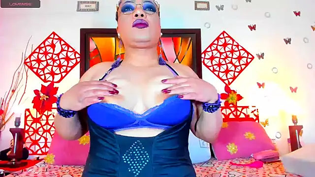 SQUIRTBRUNETE online show from 19, 3, 2026