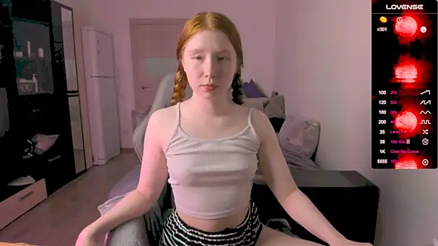 CallMeEffy1 online show from 9, 8, 2026