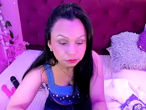 candysmitxxx online show from 11, 3, 2026