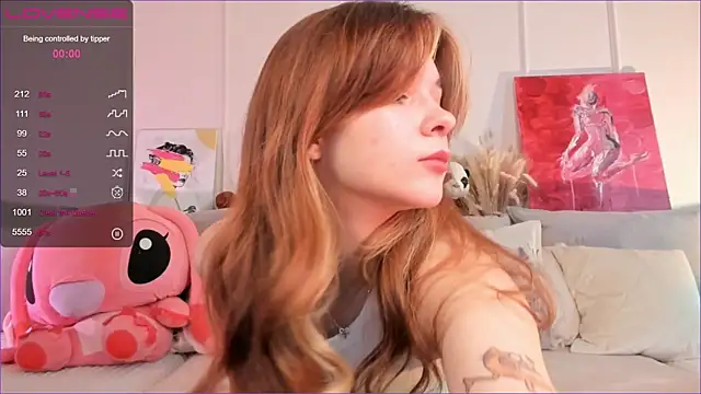 Snapshot of Frau_Lina chatting on 28, 10, 2025 Frau Lina online show from 28, 10, 2025