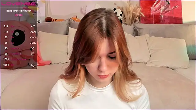 Snapshot of Frau_Lina chatting on 4, 11, 2025 Frau Lina online show from 4, 11, 2025