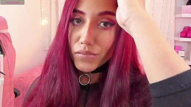 Snapshot of veronicaxx69 chatting on 25, 9, 2025 veronicaxx69 online show from 25, 9, 2025