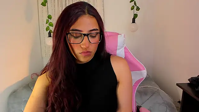 Snapshot of veronicaxx69 chatting on 22, 1, 2025 veronicaxx69 online show from 22, 1, 2025