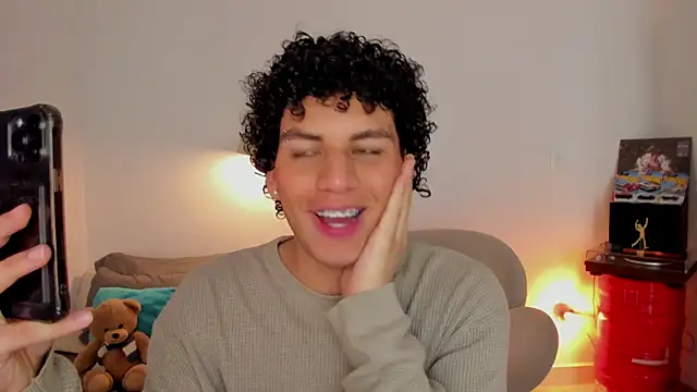 Curlblue online show from 17, 12, 2025