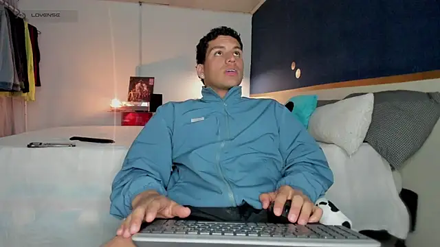 Curlblue online show from 18, 4, 2026