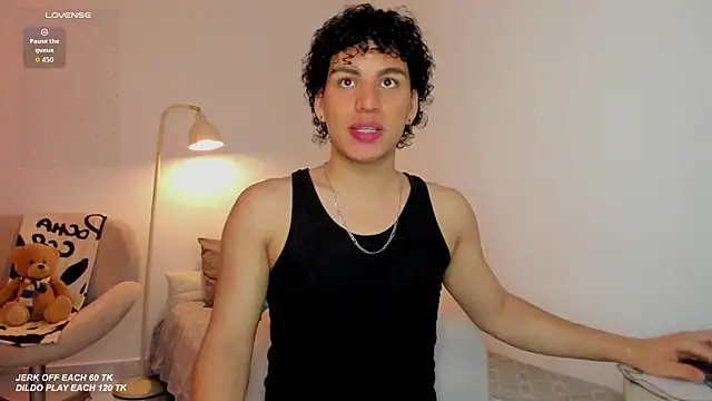 Curlblue online show from 4, 11, 2025