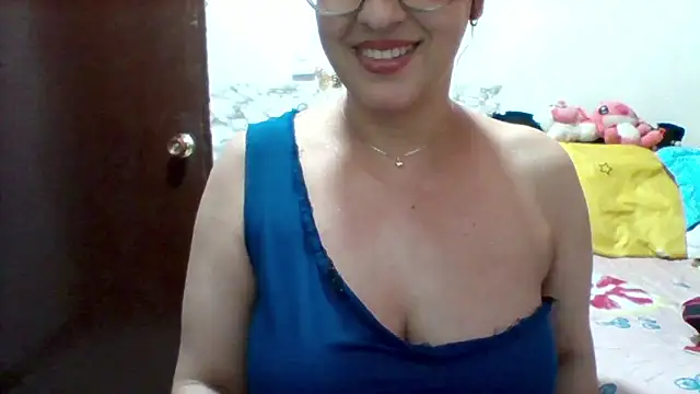Snapshot of Alisson_brand chatting on 8, 10, 2025 Alisson brand online show from 8, 10, 2025