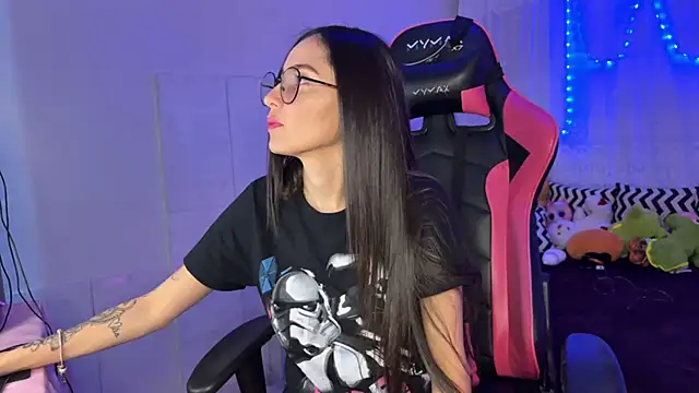 Snapshot of Lua34682 chatting on 19, 11, 2025 Lua34682 online show from 19, 11, 2025