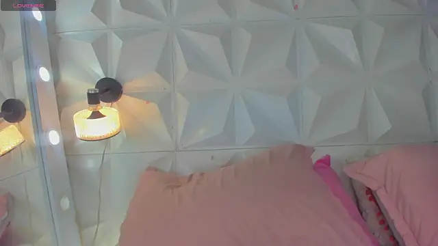 cute latinaxxx online show from 5, 7, 2026