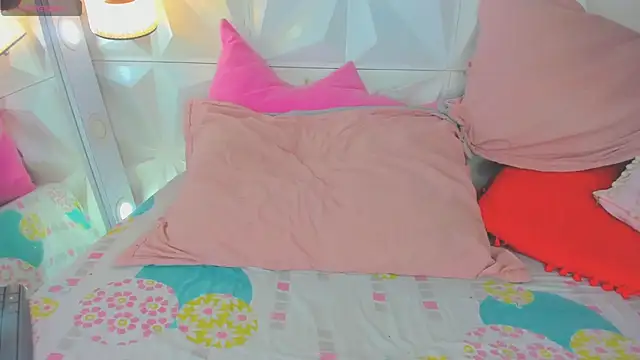 cute latinaxxx online show from 18, 5, 2026