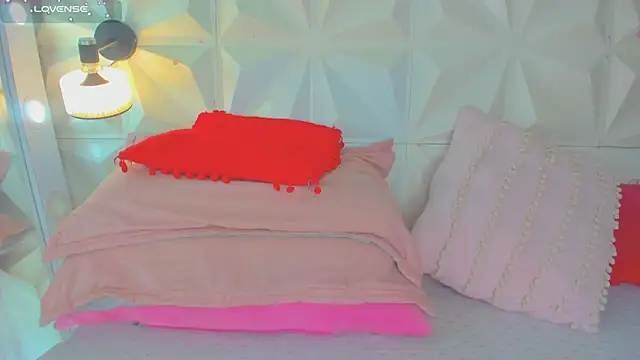cute latinaxxx online show from 15, 5, 2026