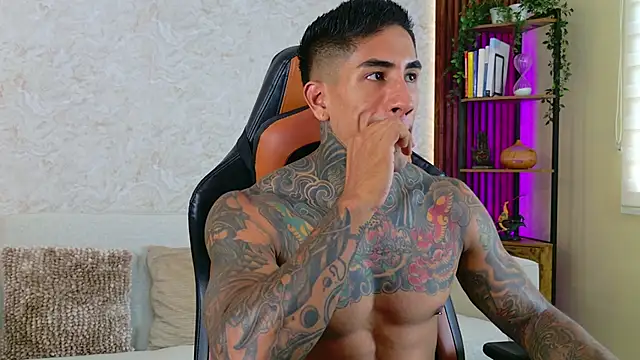 AdanReilly online show from 19, 10, 2025