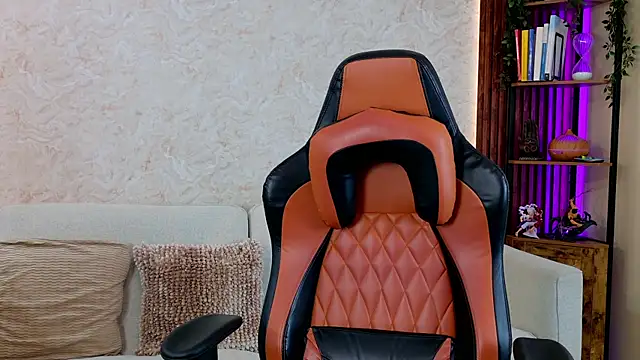 AdanReilly online show from 2, 4, 2026