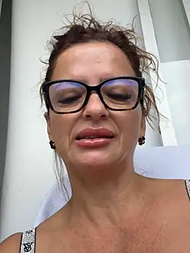 CioniWeiss online show from 15, 12, 2025