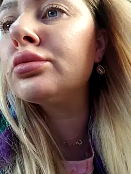 Snapshot of LadyLolyPop_ chatting on 30, 4, 2026 LadyLolyPop online show from 30, 4, 2026
