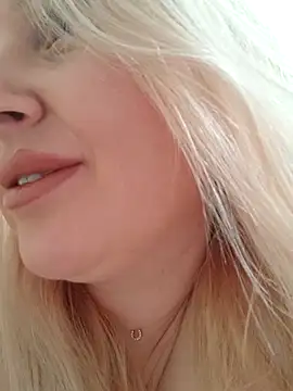 LadyLolyPop  online show from 28, 2, 2026