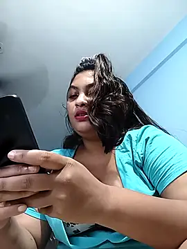 HottyOlly online show from 5, 10, 2025