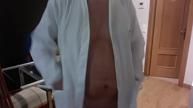 Snapshot of nakedalways999 chatting on 14, 12, 2024 nakedalways999 online show from 14, 12, 2024