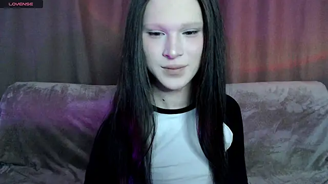 Snapshot of Sexpired_Princess chatting on 14, 2, 2025 Sexpired Princess online show from 14, 2, 2025