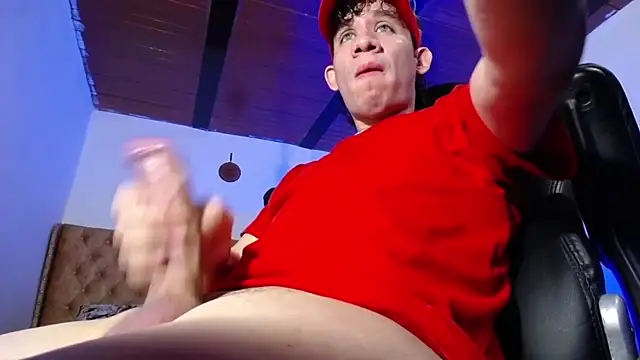 Snapshot of cute_eidenx chatting on 9, 11, 2025 cute eidenx online show from 9, 11, 2025