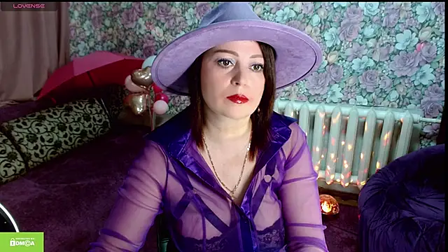 Julia-ru online show from 14, 4, 2026