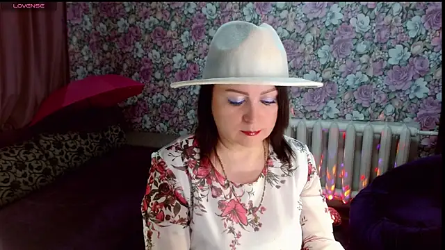 Julia-ru online show from 15, 5, 2026