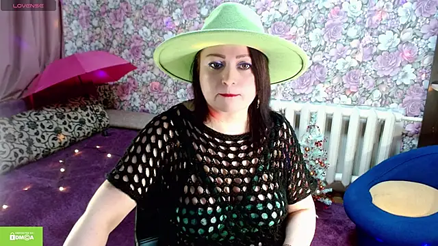 Snapshot of Julia-ru chatting on 24, 11, 2025 Julia-ru online show from 24, 11, 2025