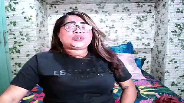 Indian Lola00 online show from 24, 6, 2026