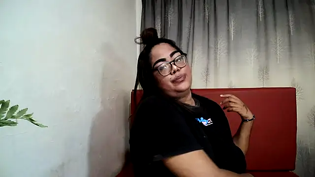 Indian Lola00 online show from 14, 2, 2025