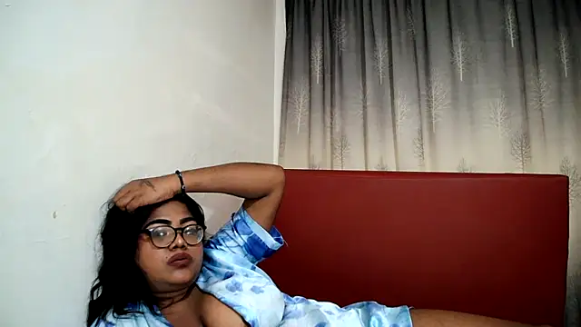 Indian Lola00 online show from 13, 2, 2025