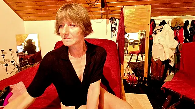 Snapshot of Hot_Colettte chatting on 3, 6, 2026 Hot Colettte online show from 3, 6, 2026