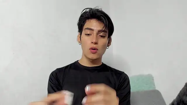Snapshot of sebas_rose chatting on 14, 12, 2024 sebas rose online show from 14, 12, 2024