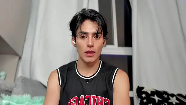 Snapshot of sebas_rose chatting on 23, 2, 2025 sebas rose online show from 23, 2, 2025