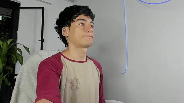 Snapshot of sebas_rose chatting on 23, 9, 2025 sebas rose online show from 23, 9, 2025