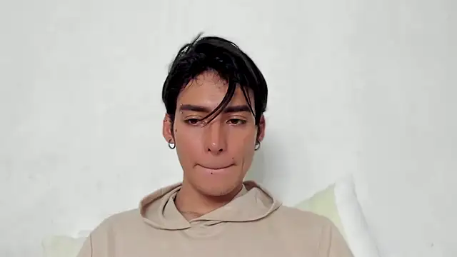 Snapshot of sebas_rose chatting on 5, 12, 2024 sebas rose online show from 5, 12, 2024