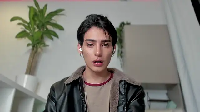 Snapshot of sebas_rose chatting on 14, 1, 2025 sebas rose online show from 14, 1, 2025