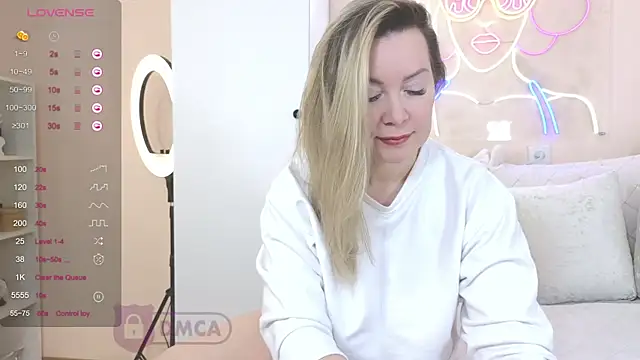 ElleCherry online show from 15, 1, 2025