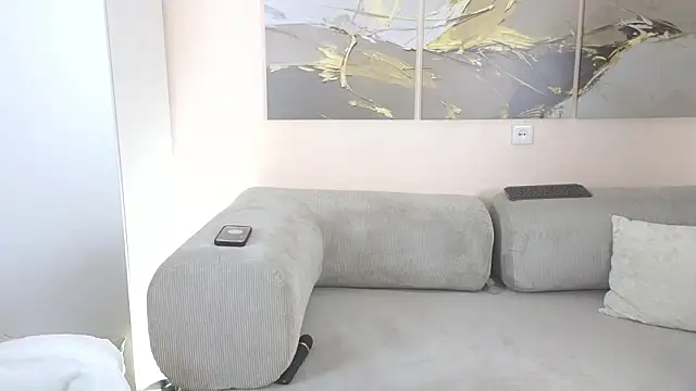 ElleCherry online show from 16, 2, 2026