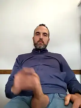 leon3875 online show from 16, 12, 2025