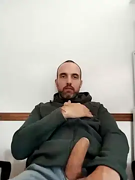 leon3875 online show from 17, 12, 2024