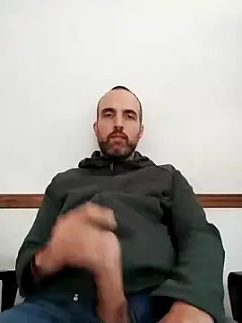 leon3875 online show from 20, 12, 2024