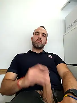 leon3875 online show from 27, 2, 2025