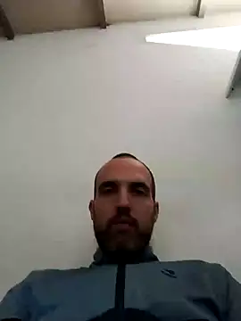 leon3875 online show from 18, 12, 2024